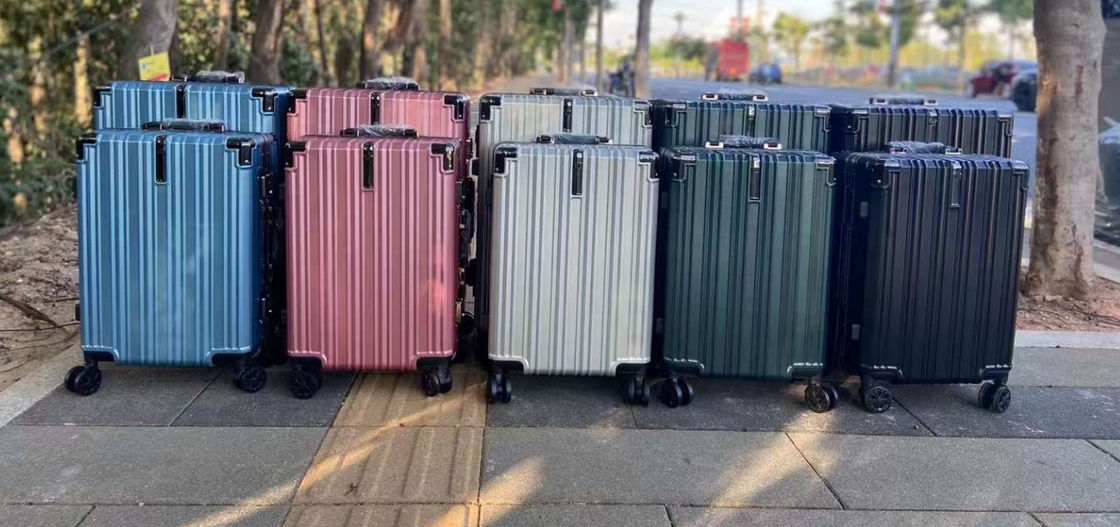 مجموعة أمتعة ABS قابلة للتوسع مع قفل TSA مجموعة أمتعة ذات جودة جيدة 4 أجزاء حقيبة سفر أسلوب رحلة عمل